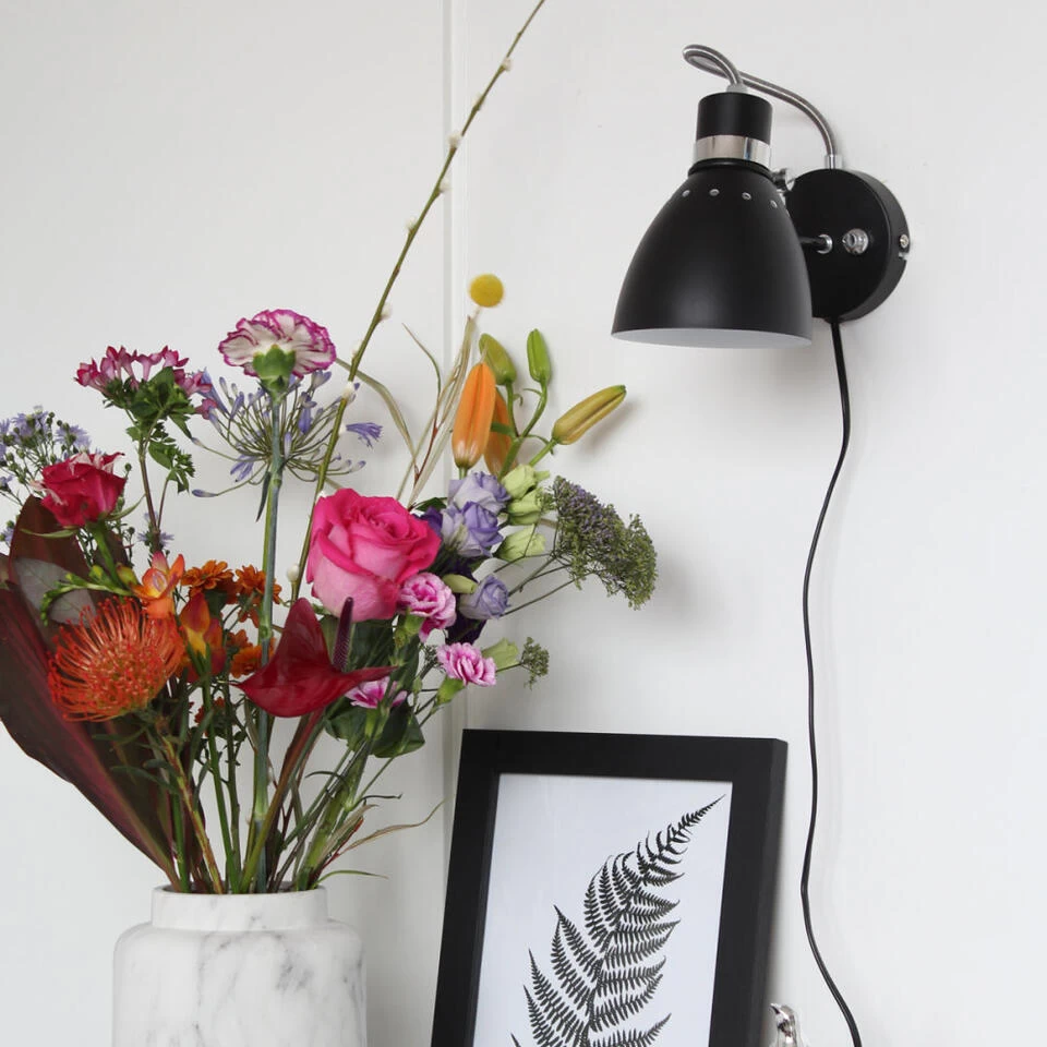 Steinhauer Wandlamp Spring - 1 Lichts - 23-29x17 Cm - Zwart 5 Steinhauer Wandlamp Spring - 1 Lichts - 23-29x17 Cm - Zwart - Afbeelding 3