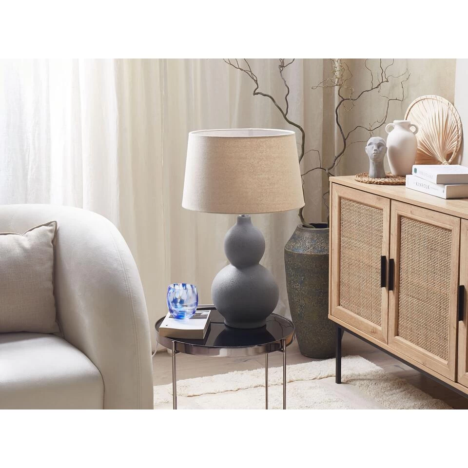 Beliani Tafellamp YENISEI - Grijs Keramiek 6 Beliani Tafellamp YENISEI - Grijs Keramiek - Afbeelding 4